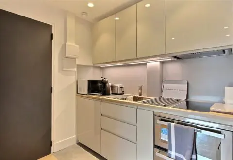 Studio meublé à Paris, Rue des Cordelières