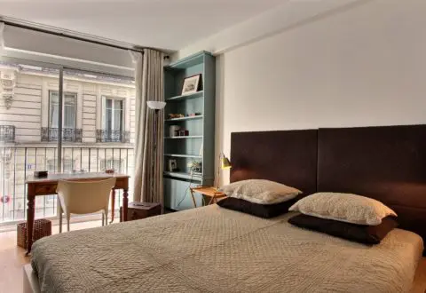 Location appartement 2 pièces à Paris, Rue Saint-Guillaume