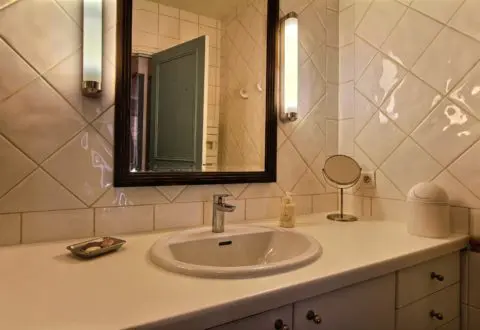 Location appartement 2 pièces à Paris, Rue Saint-Guillaume