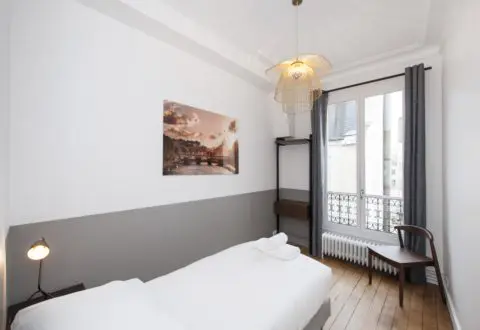 Location appartement 4 pièces à Paris, Rue Mabillon