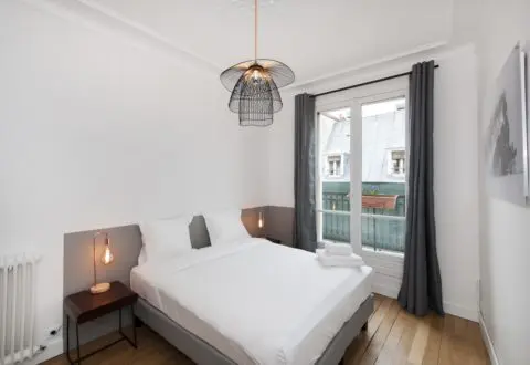 Location appartement 4 pièces à Paris, Rue Mabillon