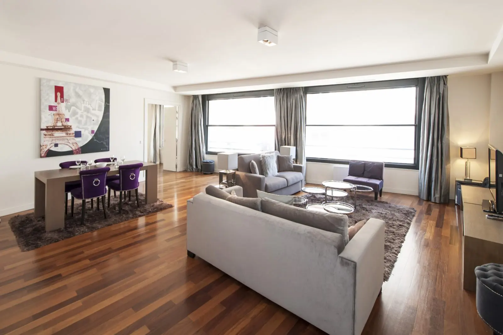 Location appartement 2 pièces à Paris, Rue Lord Byron