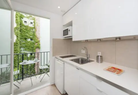Studio rental in Paris, Rue Valette