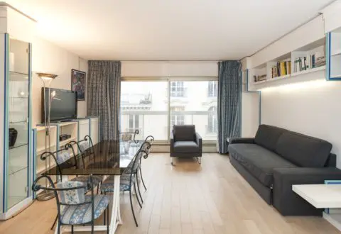 Location appartement 2&nbsp;pièces à Paris, Rue de Berri