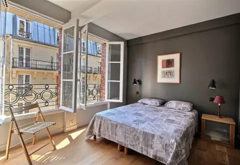 Location appartement 2 pièces à Paris, Rue du Champ de Mars