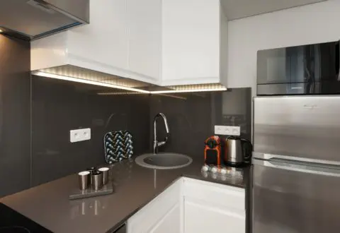 Location appartement 2 pièces à Paris, Rue Lulli