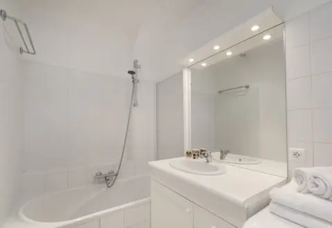 Location appartement 3 pièces à Paris, Rue Dauphine