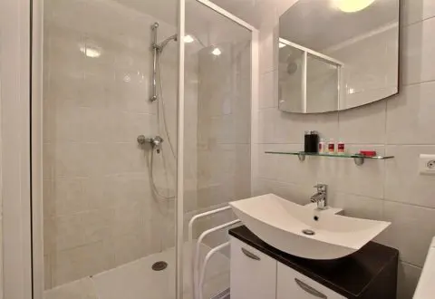 Studio rental in Paris, Rue d'Assas