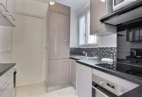 Location appartement 2 pièces à Paris, Rue de l'Avre