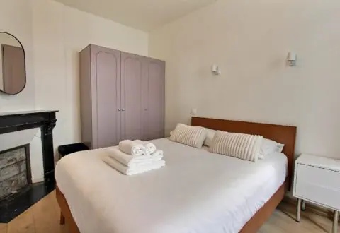 2 bedrooms apartment rental in Paris, Rue Letellier