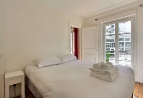 1 bedroom apartment rental in Paris, Boulevard du Montparnasse