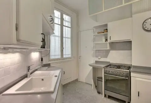 Location appartement 4 pièces à Paris, Rue du Regard