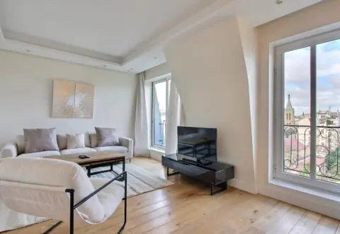 Appartement meublé 3 pièces à Paris 5e, Rue Lagrange