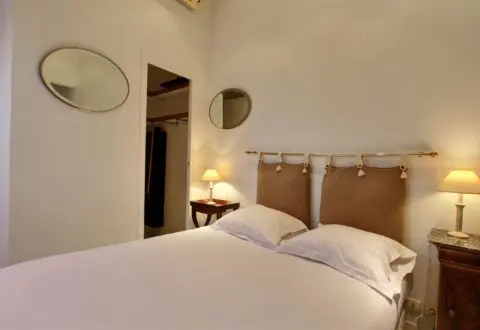 Location appartement 2 pièces à Paris, Rue Tournefort