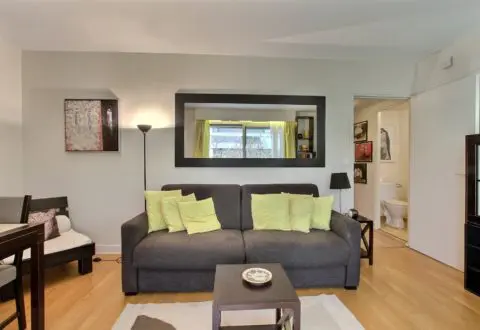 Studio rental in Paris, Rue Duguay Trouin