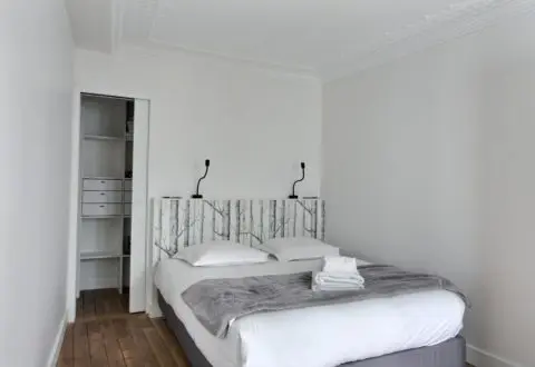 1 bedroom apartment rental in Paris, Rue du Bac