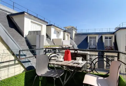 Location appartement 2 pièces à Paris, Avenue des Champs-Élysées