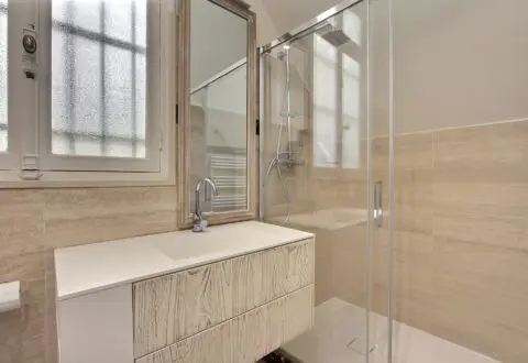Location appartement 2 pièces à Paris, Avenue des Champs-Élysées