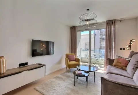 Appartement meublé 2 pièces à Paris 15e, Rue de Lourmel