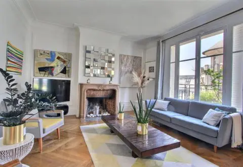 Appartement meublé 4 pièces à Paris 7e, Rue de l'Université