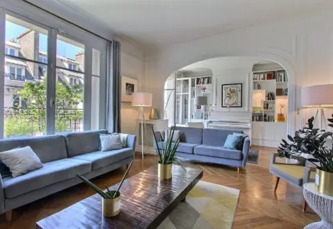 3 bedrooms apartment rental in Paris, Rue de l'Université