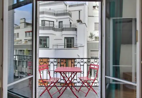 Studio meublé à Paris, Avenue des Champs-Élysées