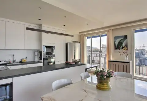 2&nbsp;bedrooms apartment rental in Paris, Boulevard Raspail