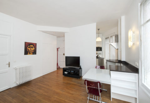 Studio rental in Paris, Rue Alexandre Cabanel