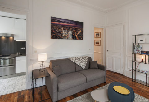 1 bedroom apartment rental in Paris, Rue Lulli