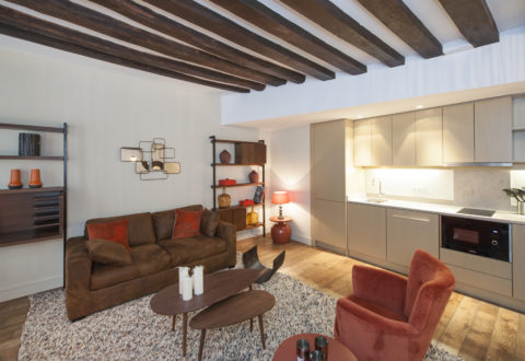 Location appartement 2 pièces à Paris, Rue Mazarine