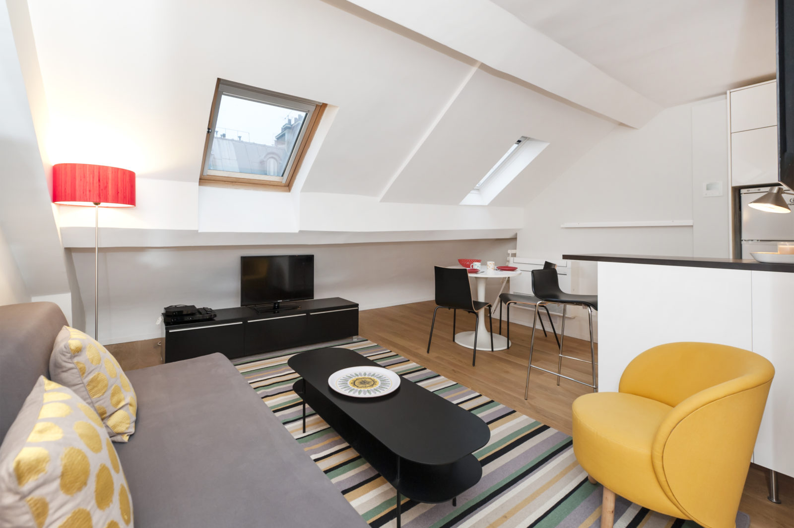 1 bedroom apartment rental in Paris, Rue Madame