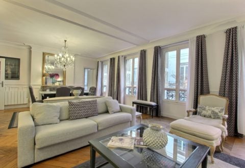 Furnished apartment 2 bedrooms in Paris 4th, Rue des Rosiers