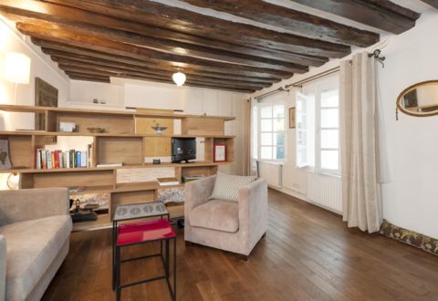 Studio rental in Paris, Rue Dupin
