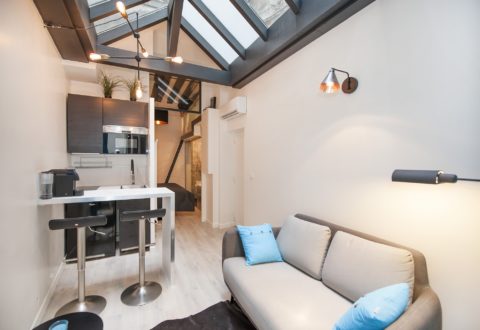 Location appartement 2 pièces à Paris, Rue Saint-Honoré