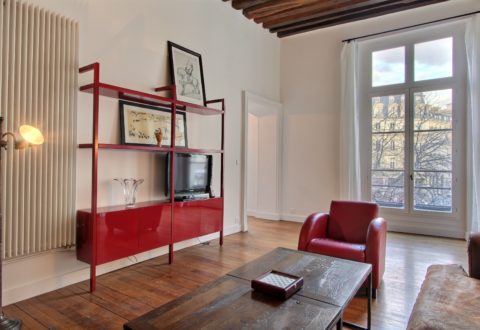 Location appartement 2 pièces à Paris, Place des 2 Écus