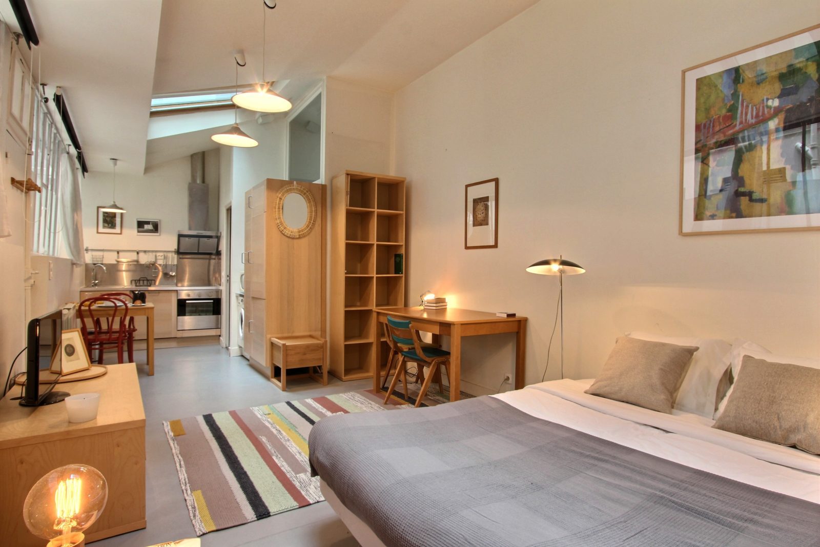 Studio rental in Paris, Rue Campagne Première