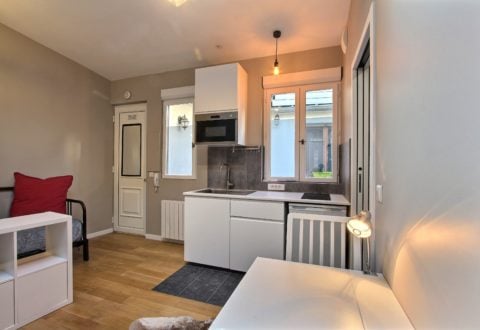 Studio rental in Paris, Rue Abel Hovelacque