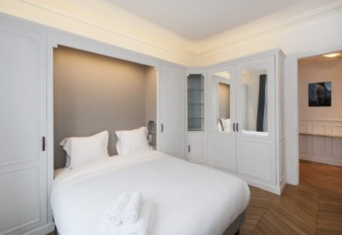 3 bedrooms apartment rental in Paris, Rue Mabillon