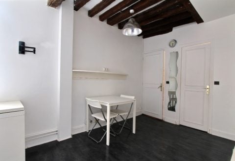 Studio rental in Paris, Rue Dupin