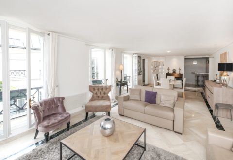 Furnished apartment 2 bedrooms in Paris 8th, Rue Tronchet