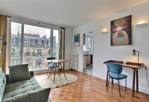 Studio rental in Paris, Rue de Vaugirard