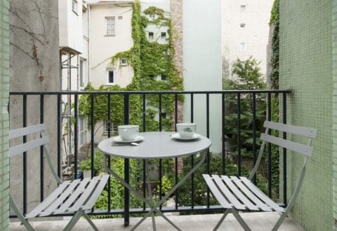 Studio rental in Paris, Rue Valette