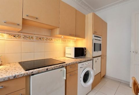 Location appartement 2 pièces à Paris, Rue Sextius Michel