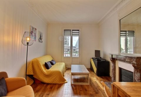 Location appartement 2 pièces à Paris, Rue Sextius Michel