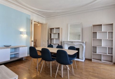 Location appartement 2 pièces à Paris, Rue de Vaugirard