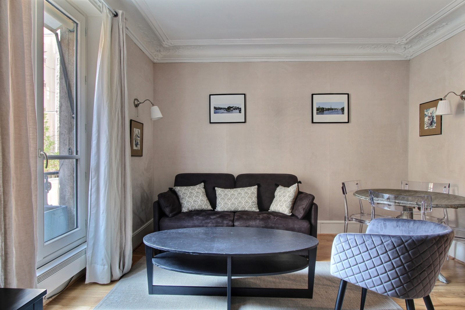 1 bedroom apartment rental in Paris, Rue Vaneau