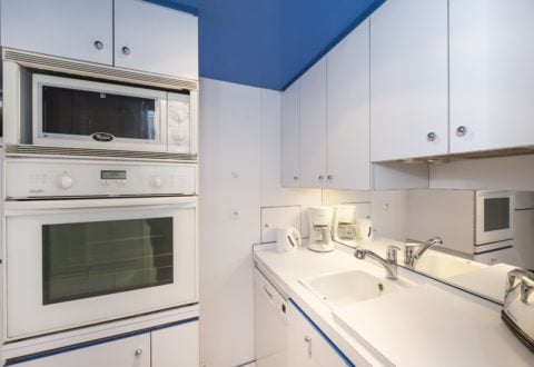 1 bedroom apartment rental in Paris, Rue de Berri