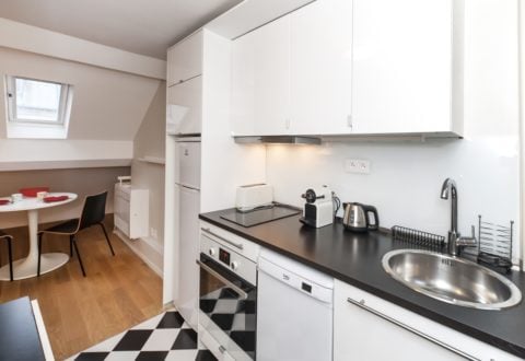 1 bedroom apartment rental in Paris, Rue Madame