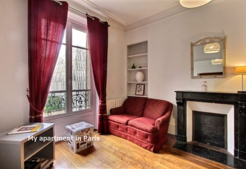 Location appartement 2 pièces à Paris, Rue Saint-Romain