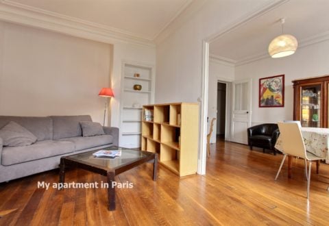 Location appartement 2 pièces à Paris, Rue Saint-Romain